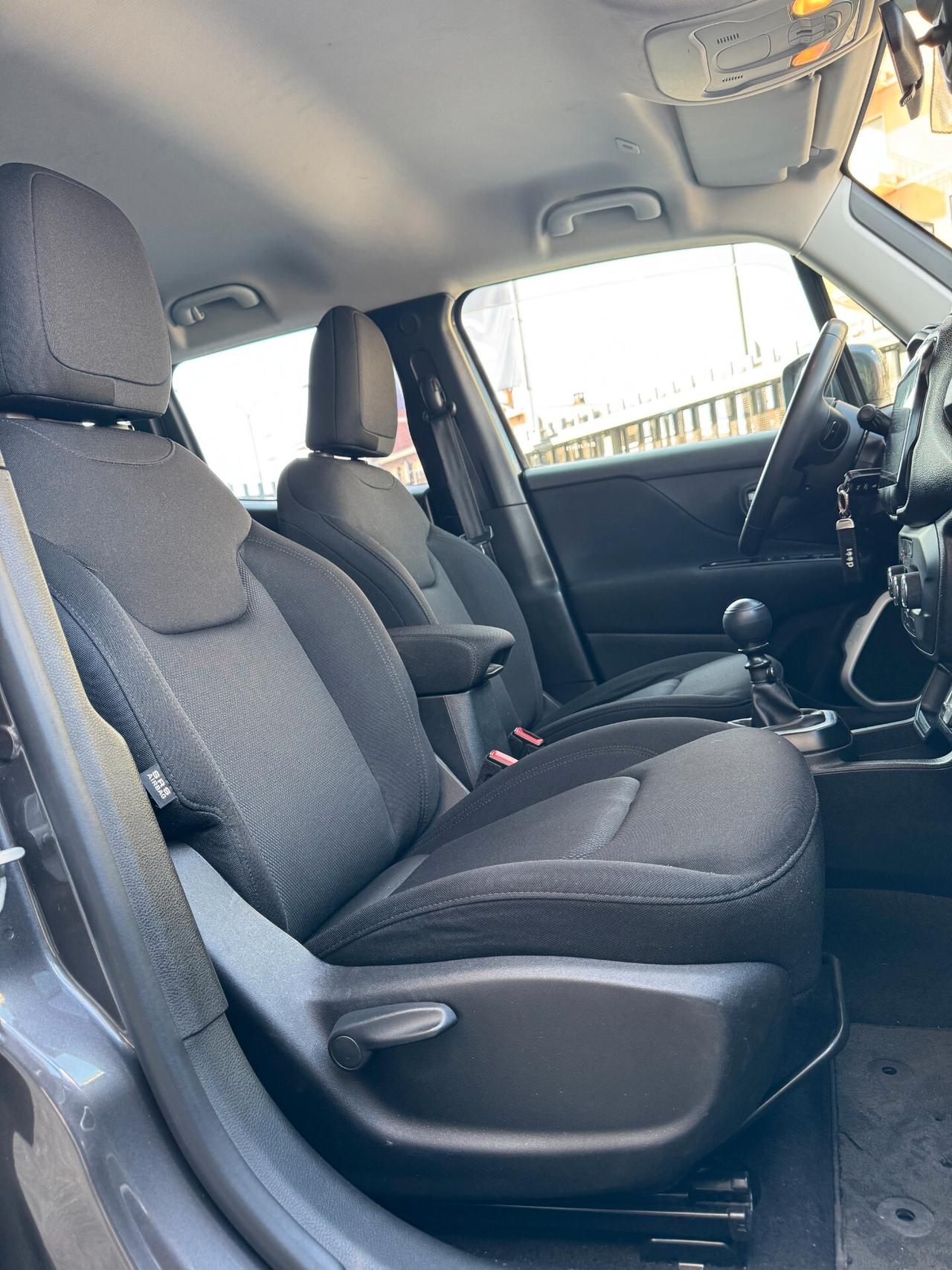 Jeep Renegade 1.0 T3 Longitude PER NEOPATENATO