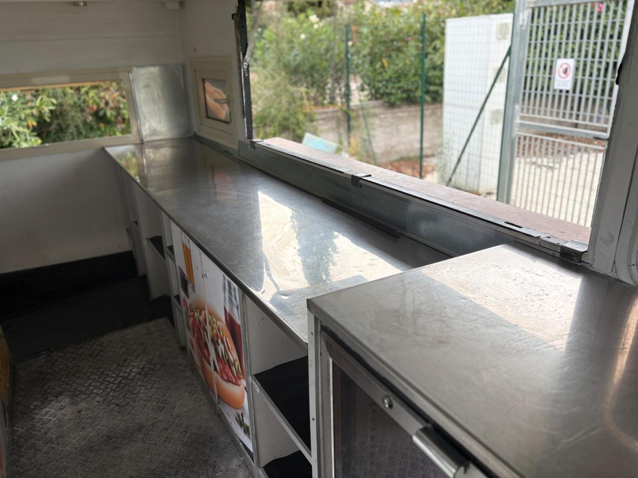 Elnagh 410 food truck