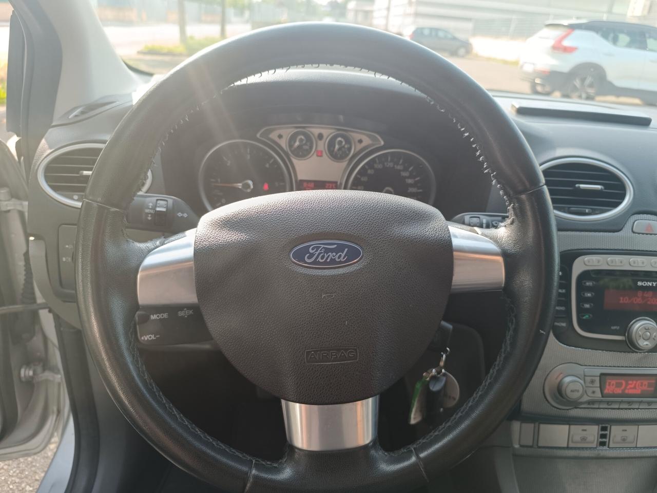 Ford Focus 1.6 TDCi SW GANCIO TRAINO