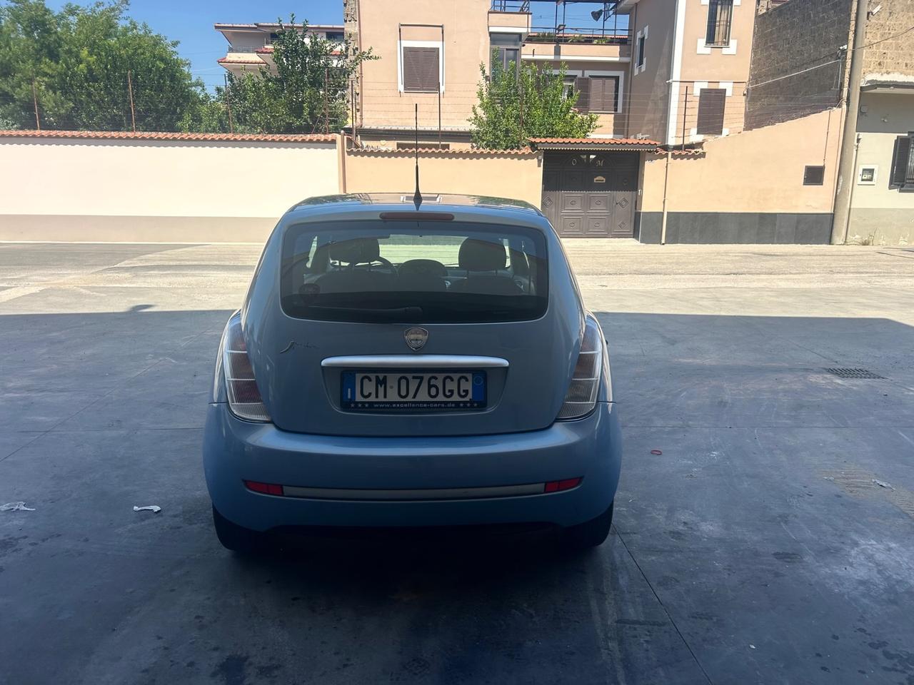 Lancia Ypsilon 1.2 Argento