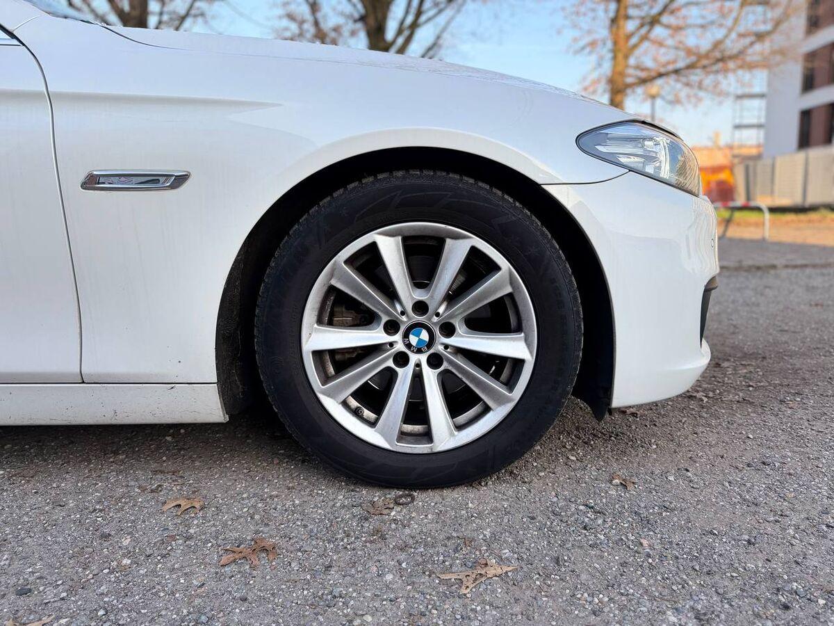 BMW Serie 5 520d Business 190cv auto