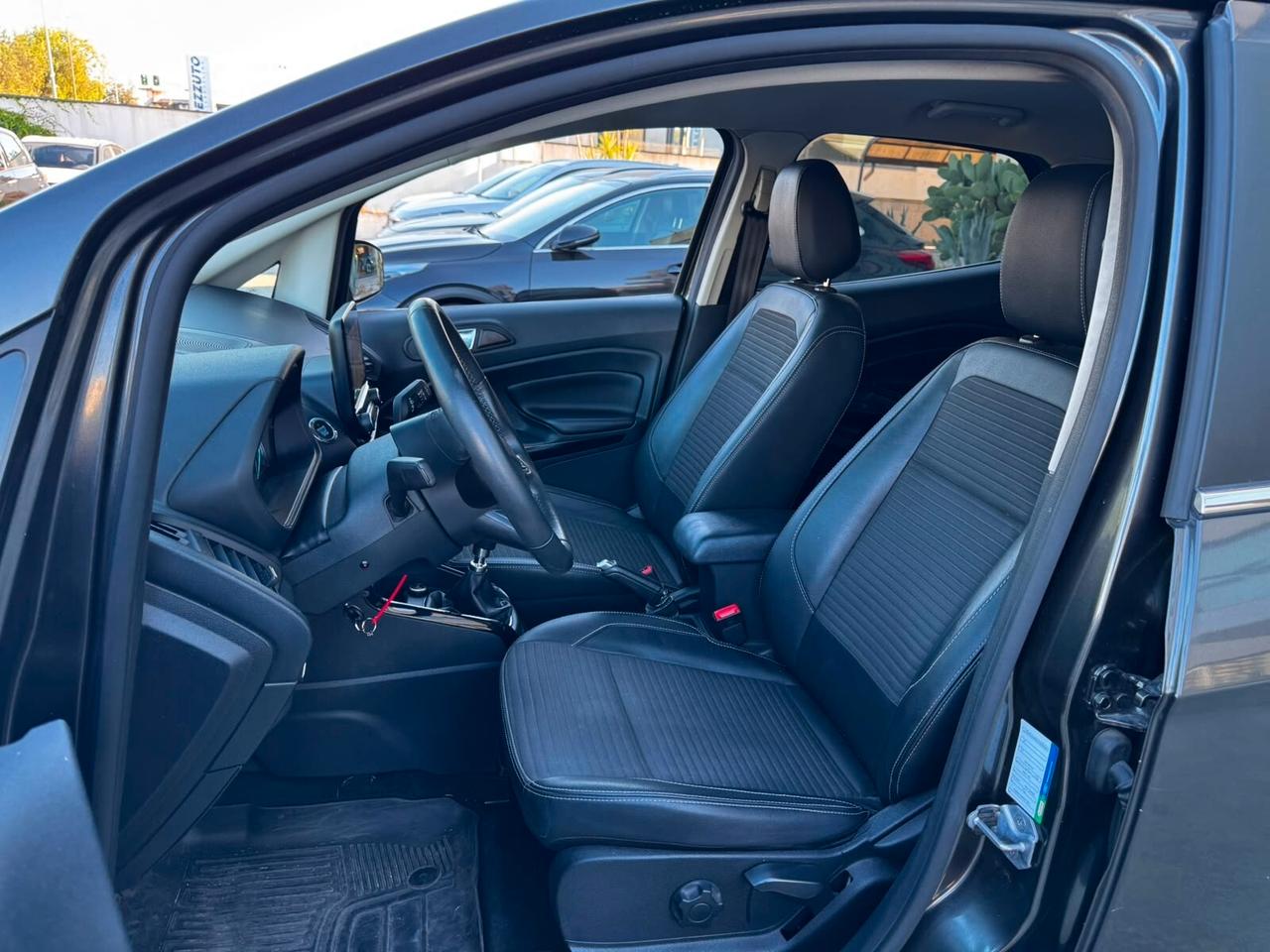 FORD ECOSPORT 1.5 DIESEL 100CV ACCESSORIATA