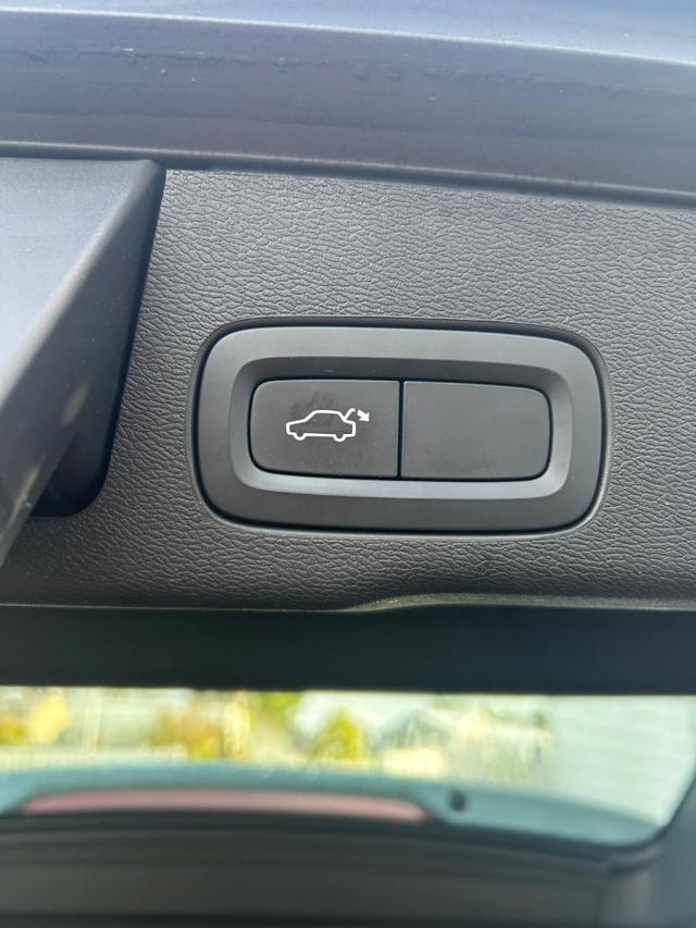 VOLVO XC60 B5 AWD Geartronic Inscription