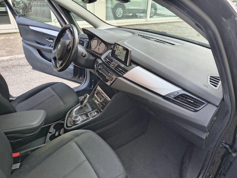 BMW Serie 2 Gran Tourer 216D Gran Tourer Business 115 CV AT 7 posti