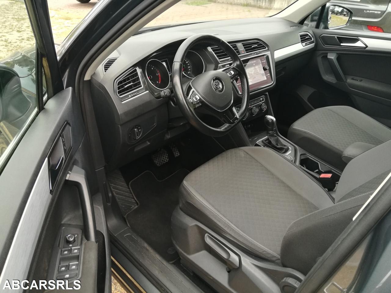 VOLKSWAGEN - Tiguan - 2.0 TDI DSG 4MOTION Business