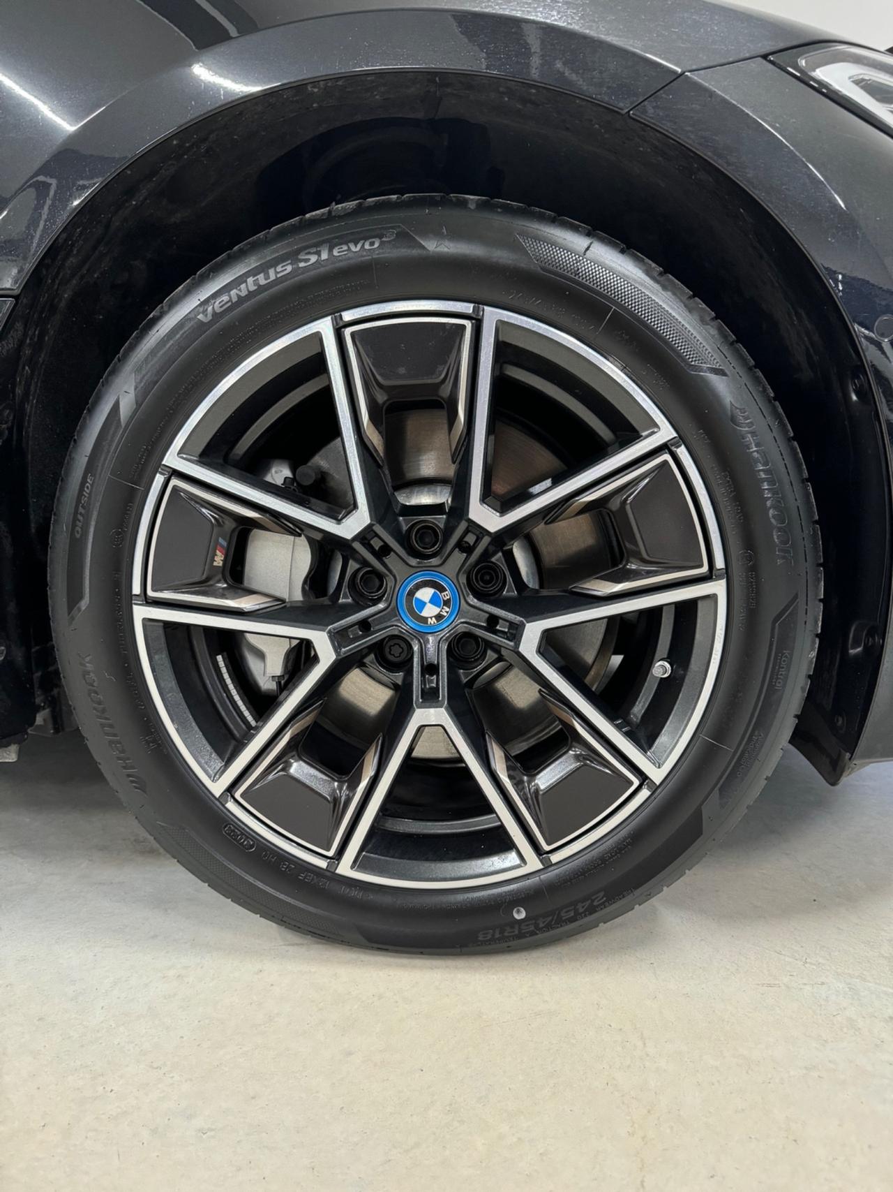 Bmw I4 eDrive 40 Sport