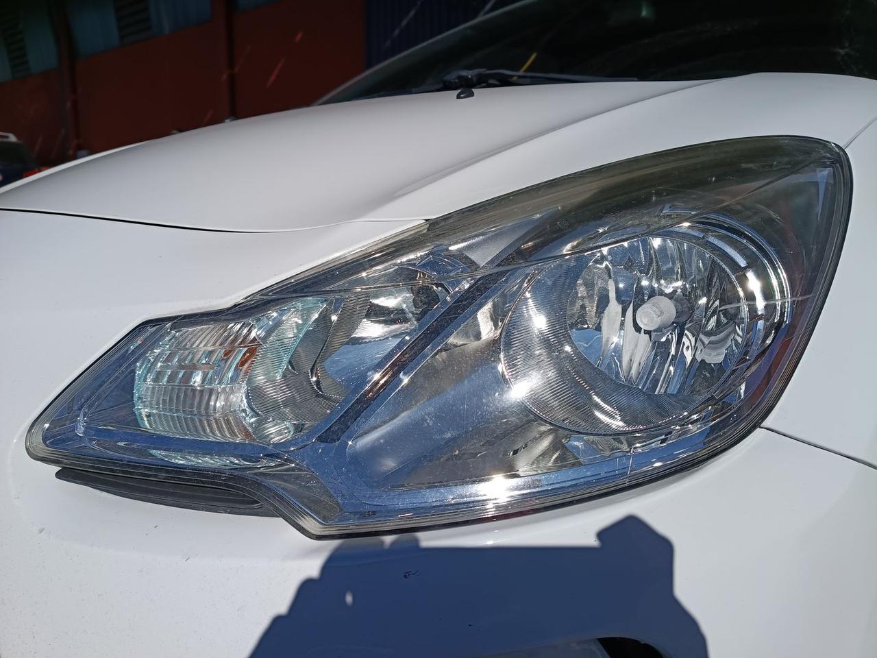 DS DS3 Sport Chic 1.6 Blue HDi 100 #9596