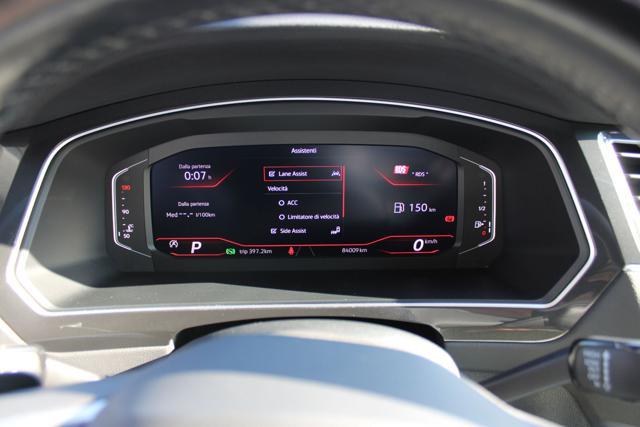 VOLKSWAGEN Tiguan 2.0TDI DSG 4MOTION R-Line IQLED-KAMERA