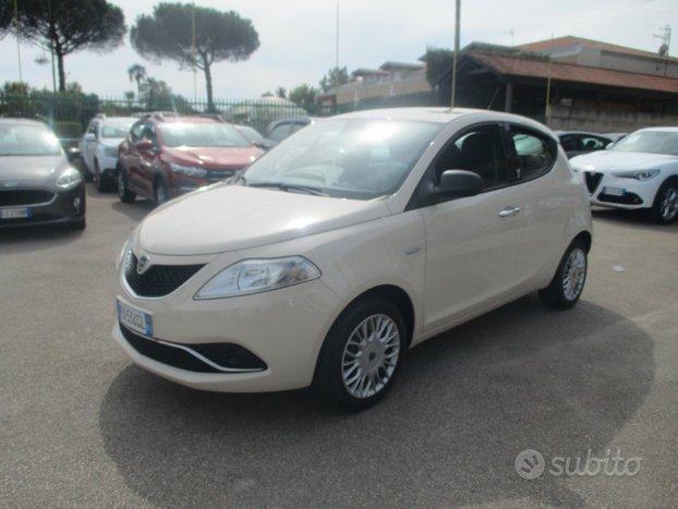 Lancia Ypsilon 1.2 BENZINA EURO 6 +600.00 GPL NUOV