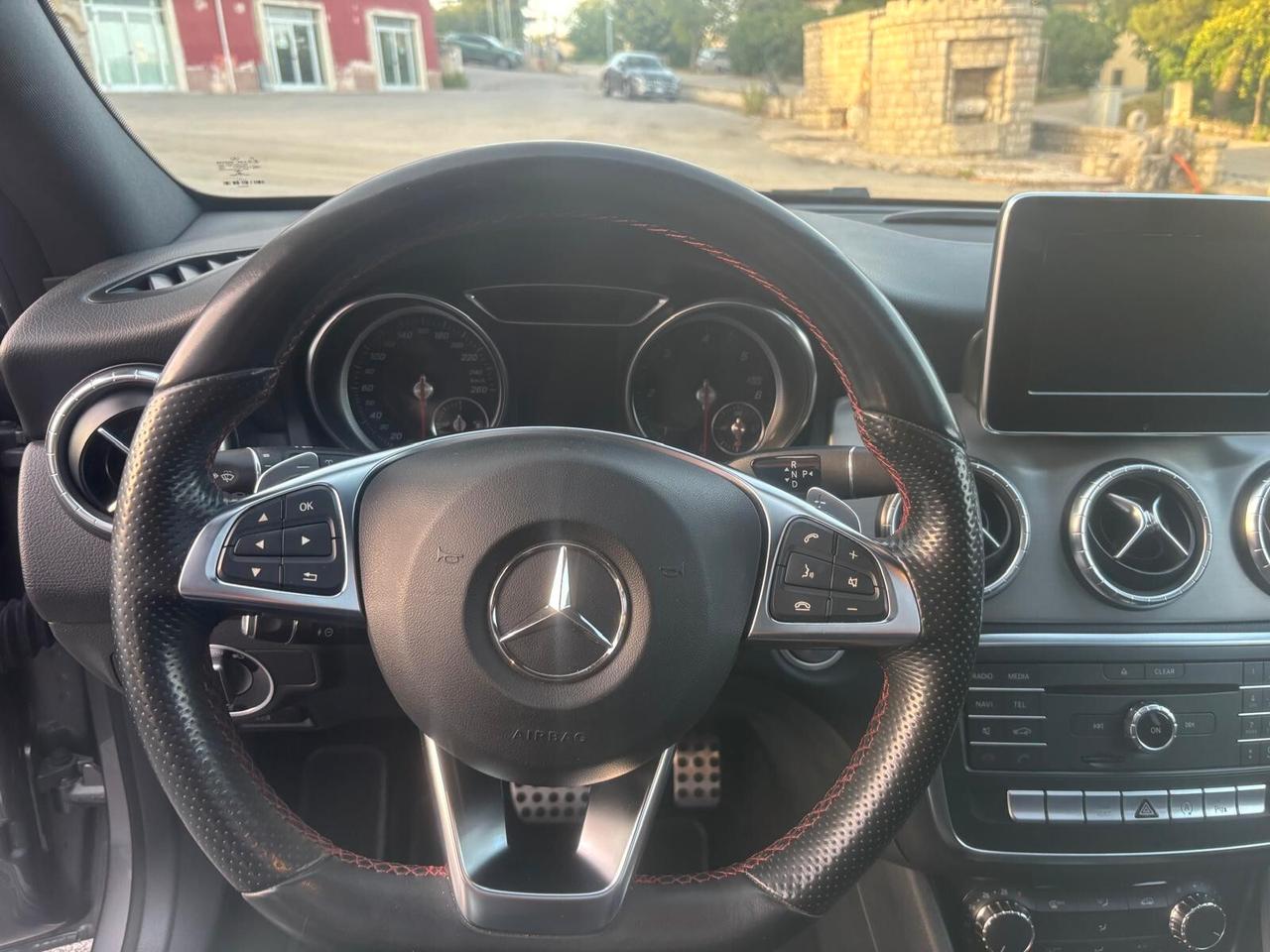 Mercedes-benz CLA 200 d S.W. 4Matic Automatic Premium