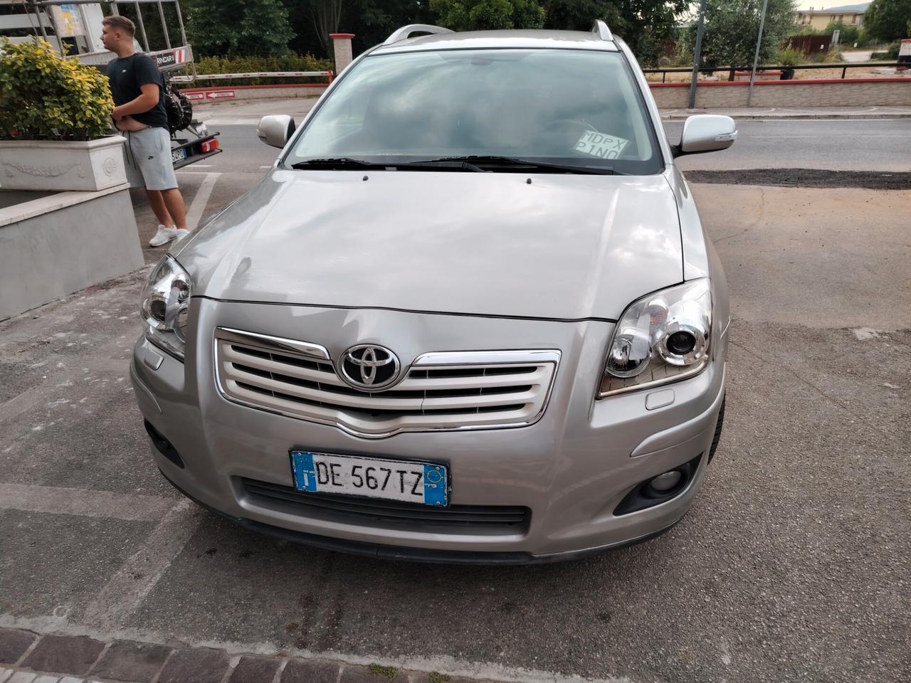 Toyota Avensis 2.2 D-4D 16V Station Wagon