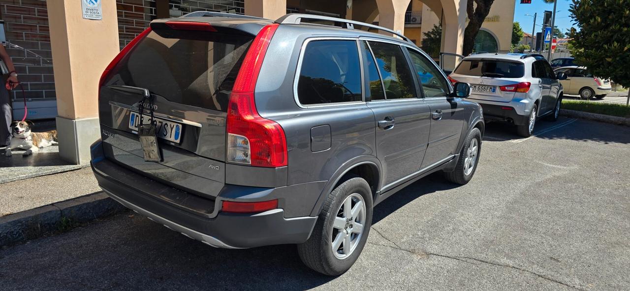Volvo XC 90 XC90 2.4 D5 185 CV aut. AWD Executive