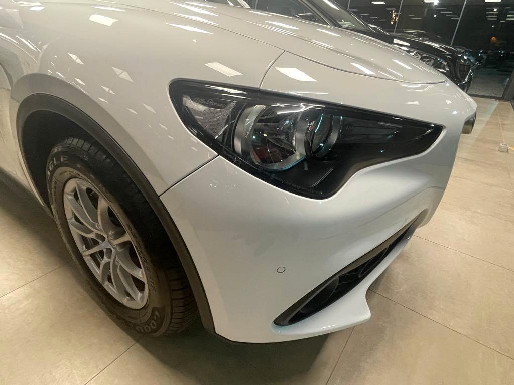 Alfa Romeo Stelvio 2.2 Turbodiesel 160 CV AT8 RWD Business