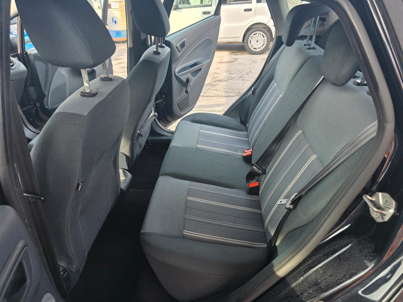 Ford Fiesta 1.2 82 CV 5 porte Titanium con 239.000km Neopatentati ok