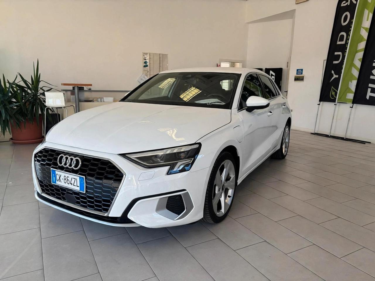 Audi A3 SPB 40 TFSI e S tronic Business Advanced