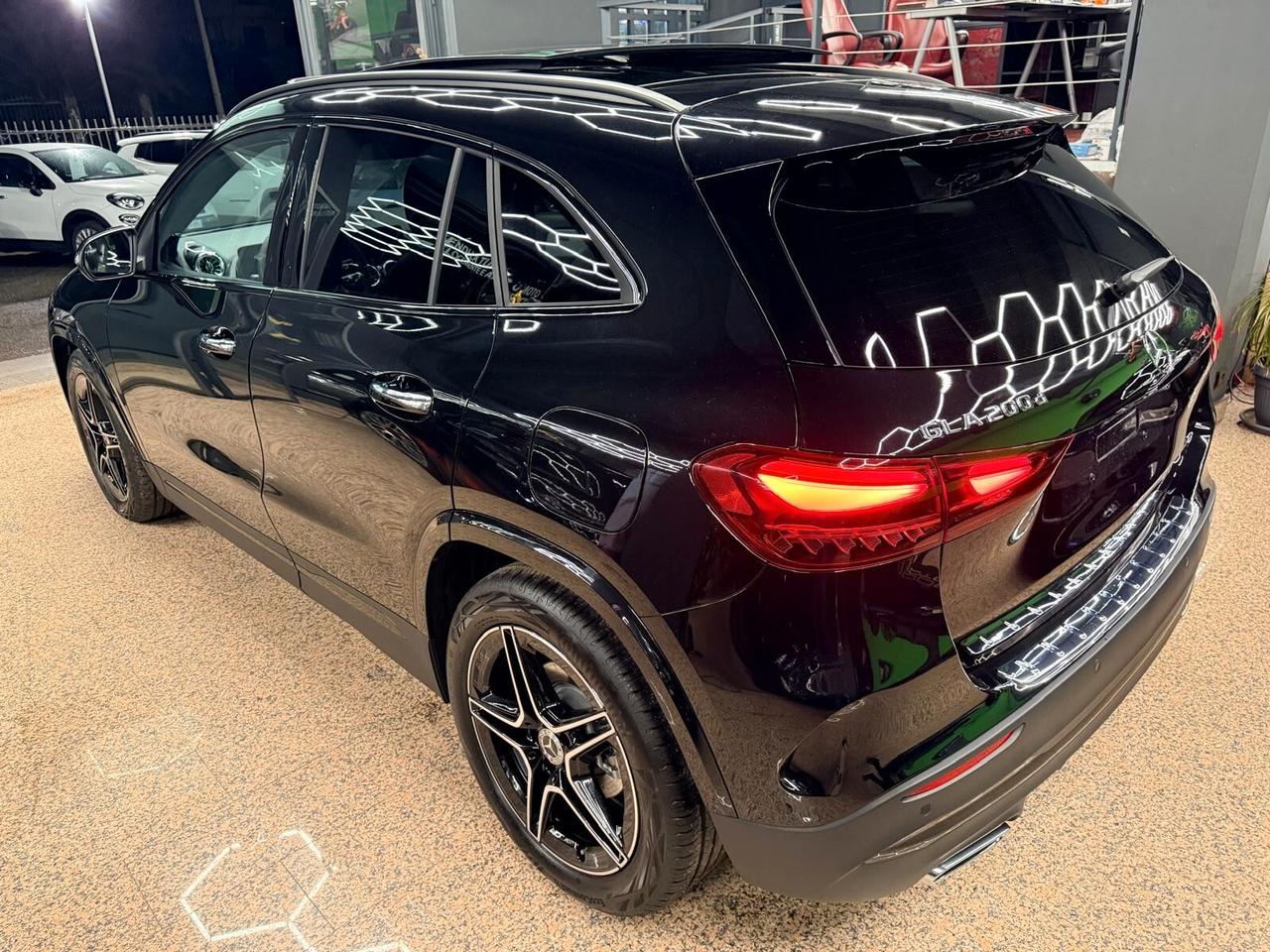 Mercedes - Benz GLA 200 d Automatic AMG Line Premium Plus