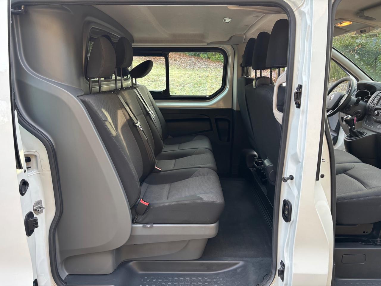 Renault Trafic T27 2.0 dCi 120CV 6 POSTI - 05/2021