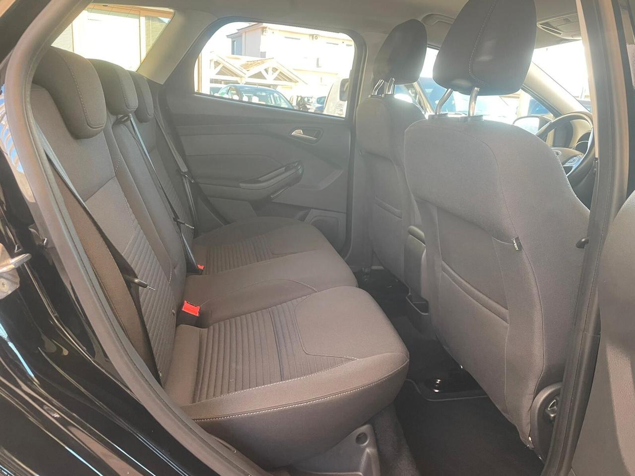 Ford Focus 1.6 120 CV GPL SW Titanium