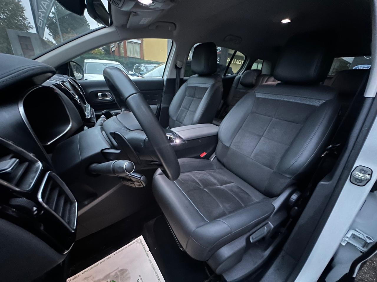 Citroen C5 Aircross Hybrid 225 E-EAT8 Shine