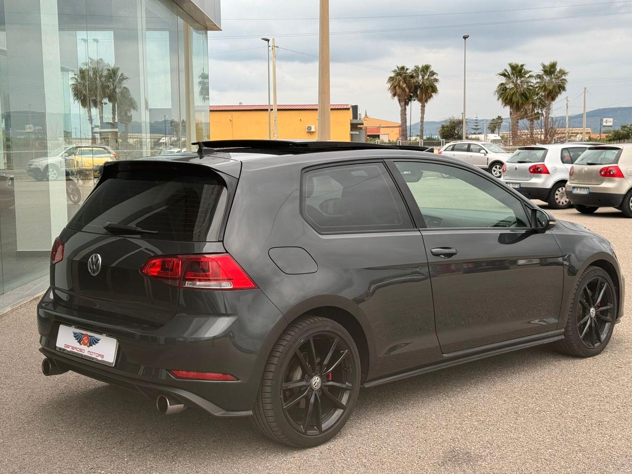 Volkswagen Golf GTI Golf GTI Performance 2.0 TSI 3p. BlueMotion Technology