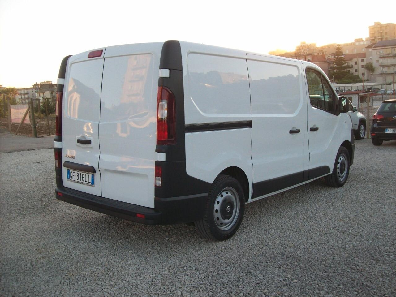 NISSAN NV 300 2.0 DCI CV.120 L1H1 (KM.45830) 2021