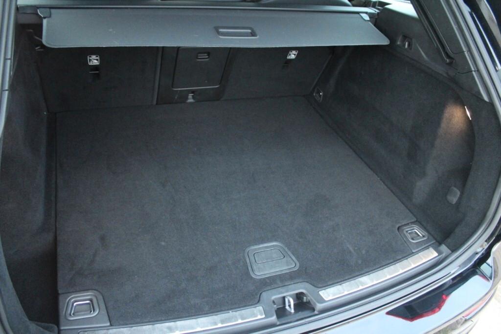 VOLVO XC60 D4 Aut. R-Design *SOLI 67.000 KM