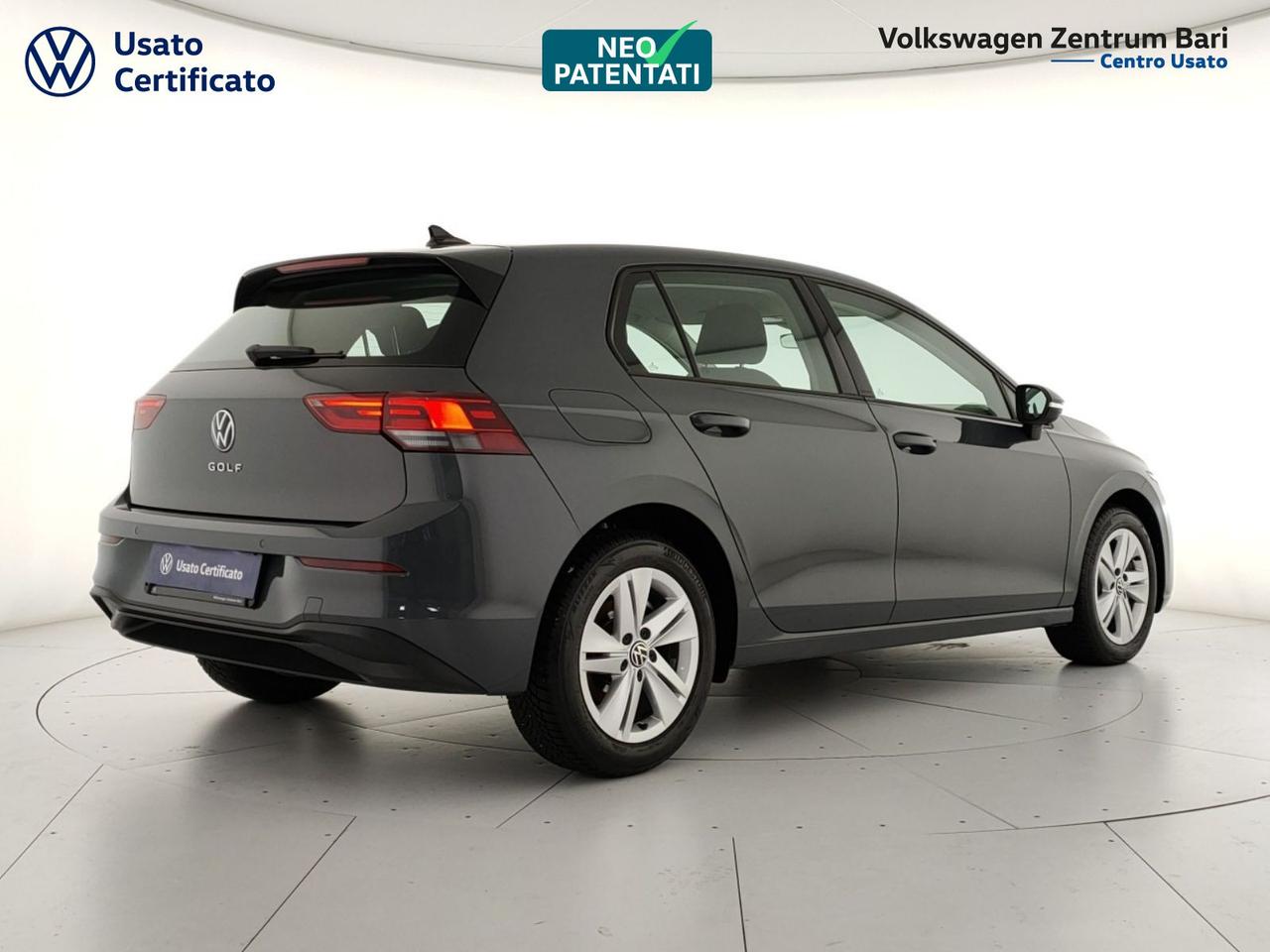 Volkswagen Golf 2.0 tdi life 115cv