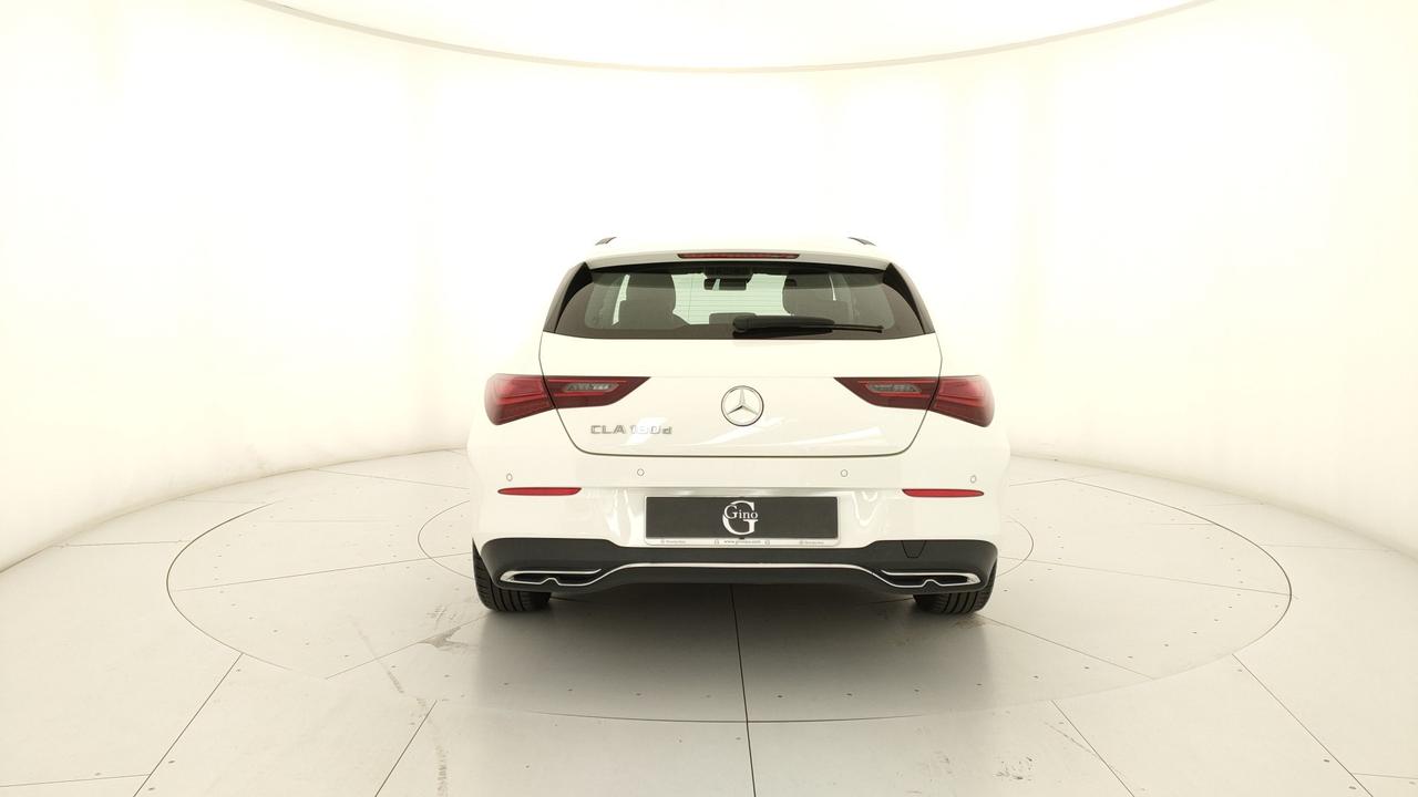 Mercedes-Benz CLA Shooting Brake 180 d Progressive Advanced auto
