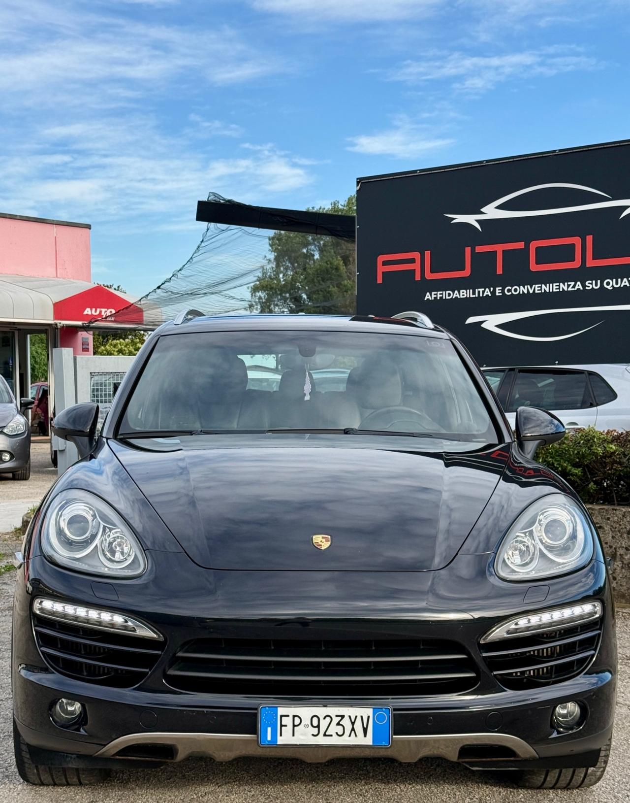 Porsche Cayenne 3.0 Diesel V6 SERVICE PORSCHE
