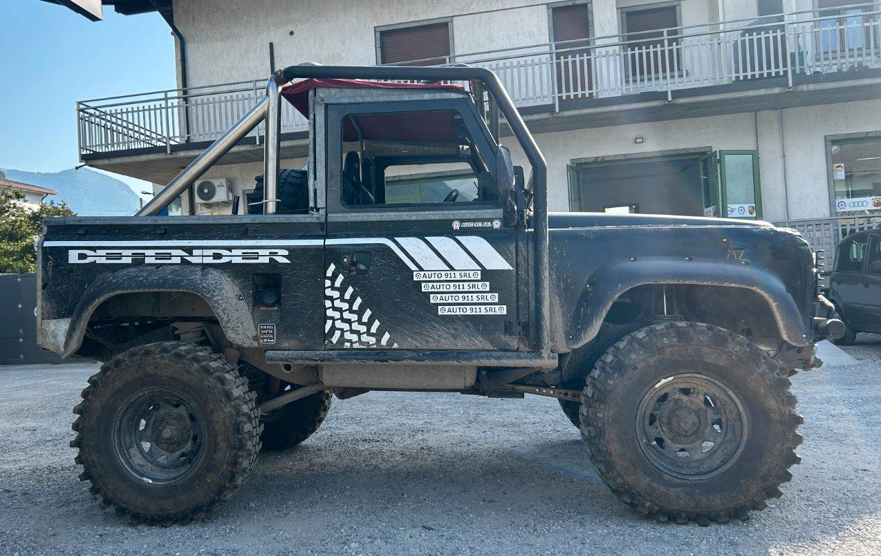 LAND ROVER DEFENDER 90 PICK-UP