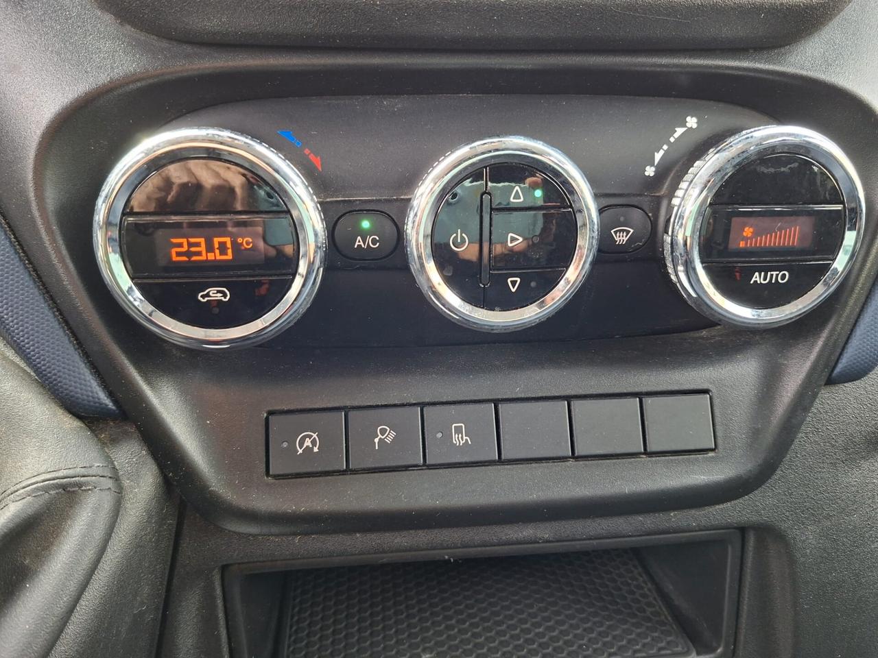 Iveco Daily 35C14 2.3MTJ PM-TA-DC 6posti MIXTO AUTOMATICO