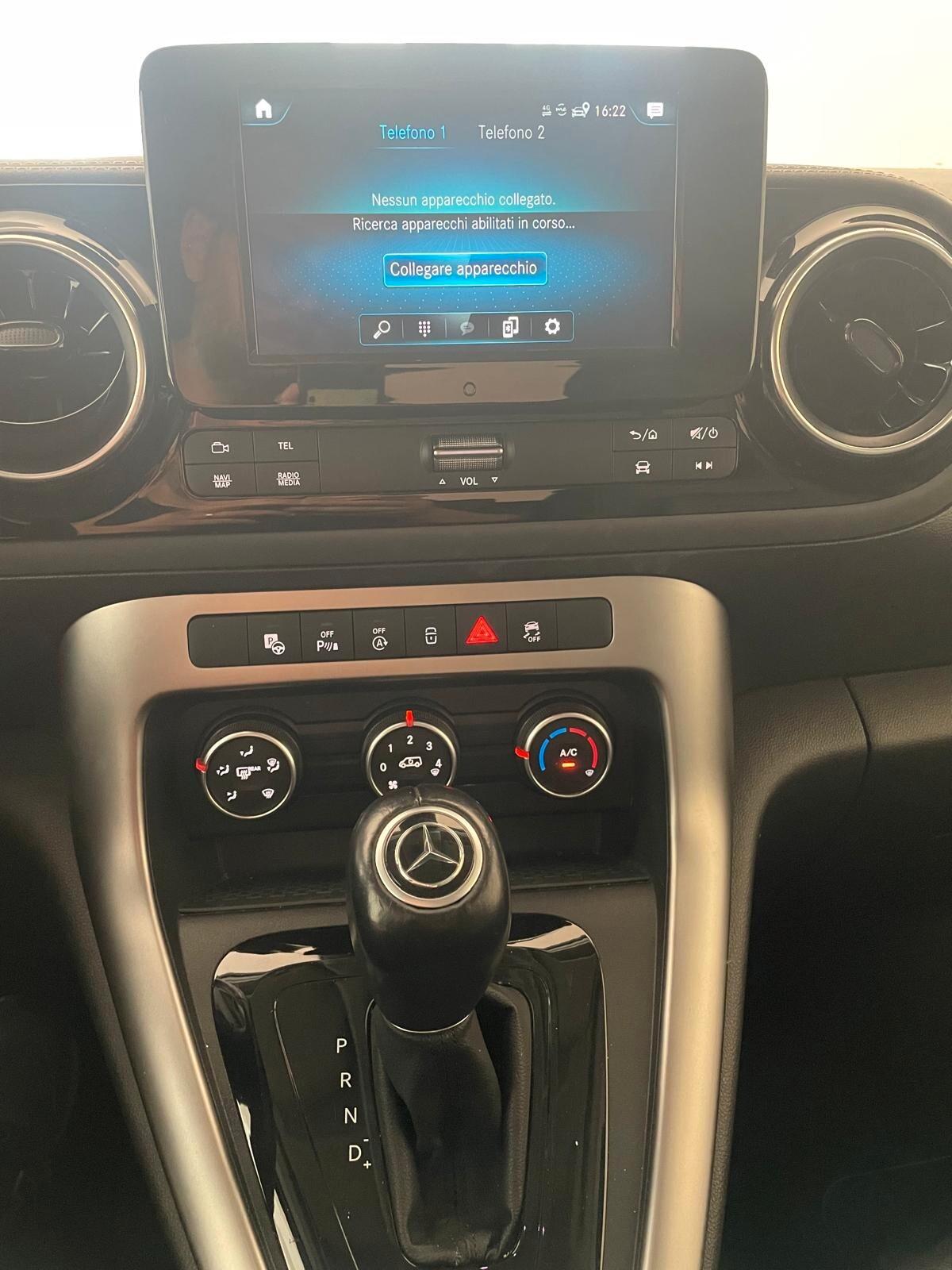 MERCEDES-BENZ CLASSE T 180 d PREMIUM AUTOMATICA – FULL OPTIONAL