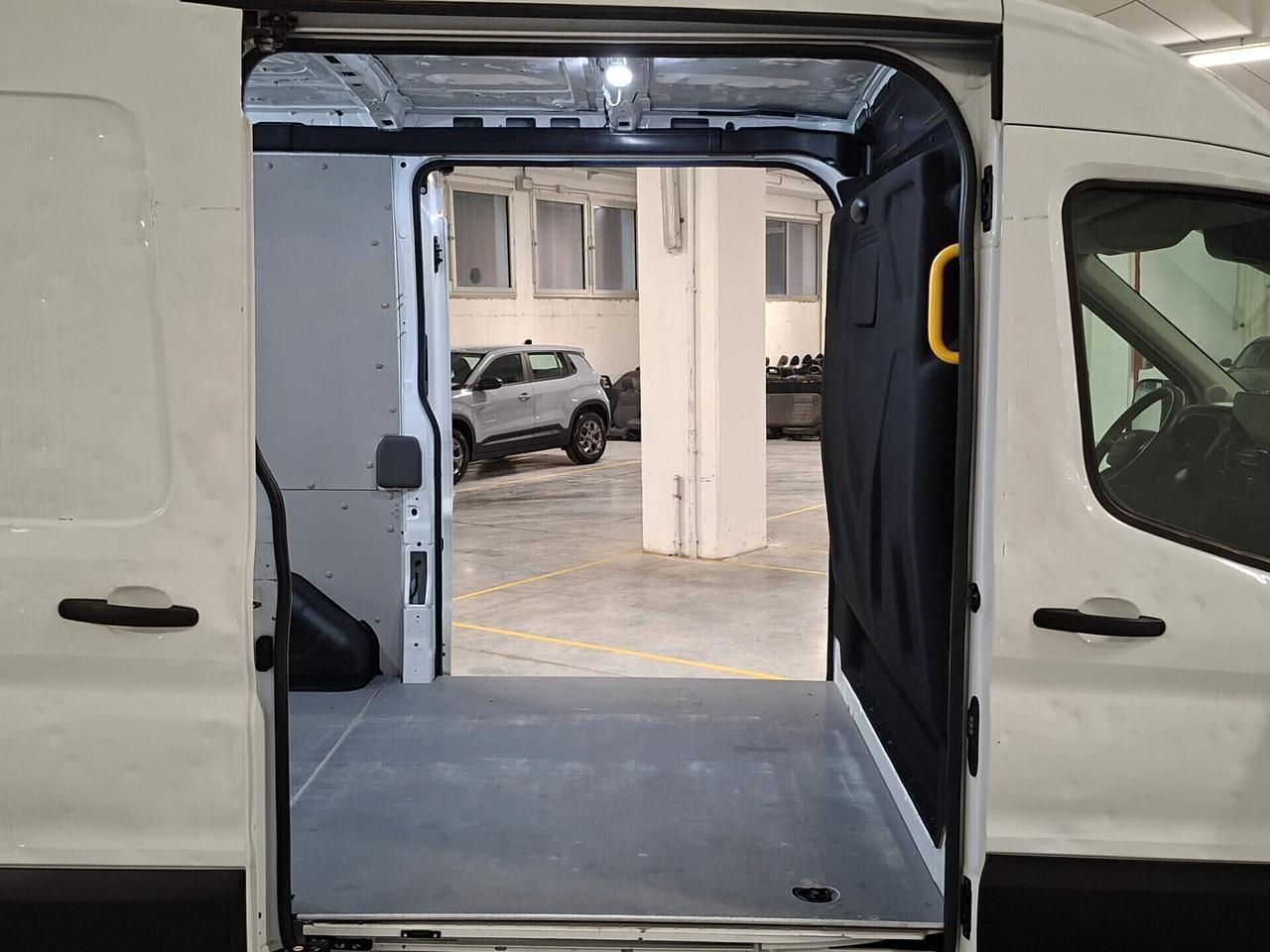 Ford Transit 350 2.0 TDCi EcoBlue Trend L2H2 Automatico