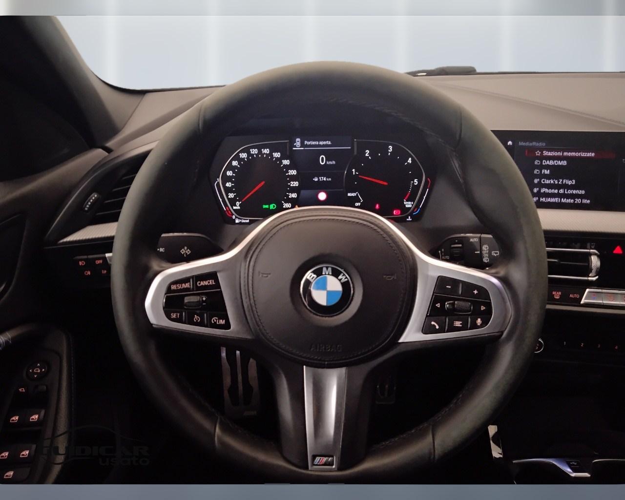 BMW Serie 1 F40 - 116d Msport auto