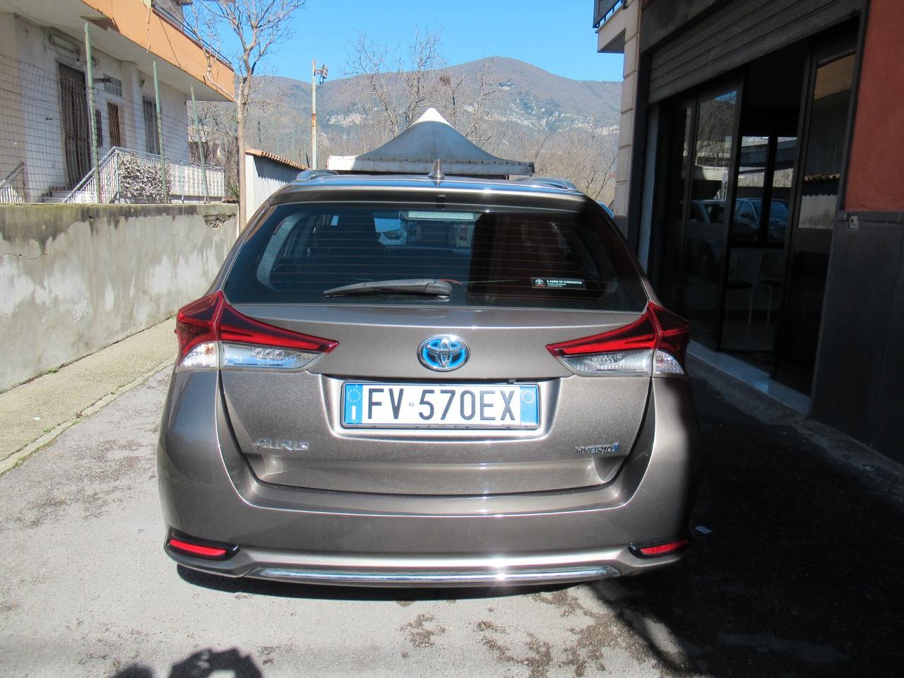 Toyota Auris Touring Sports 1.8 Hybrid Lounge