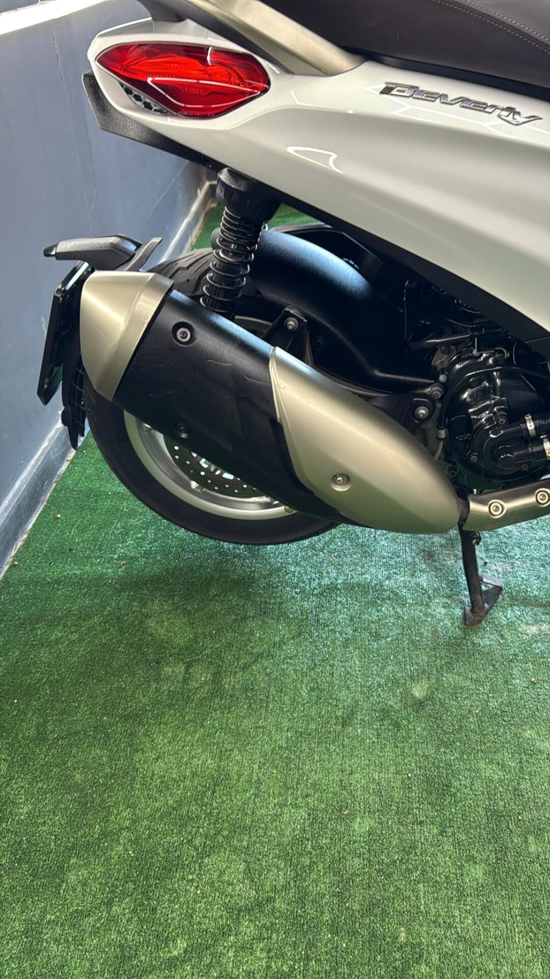 Piaggio Beverly 300