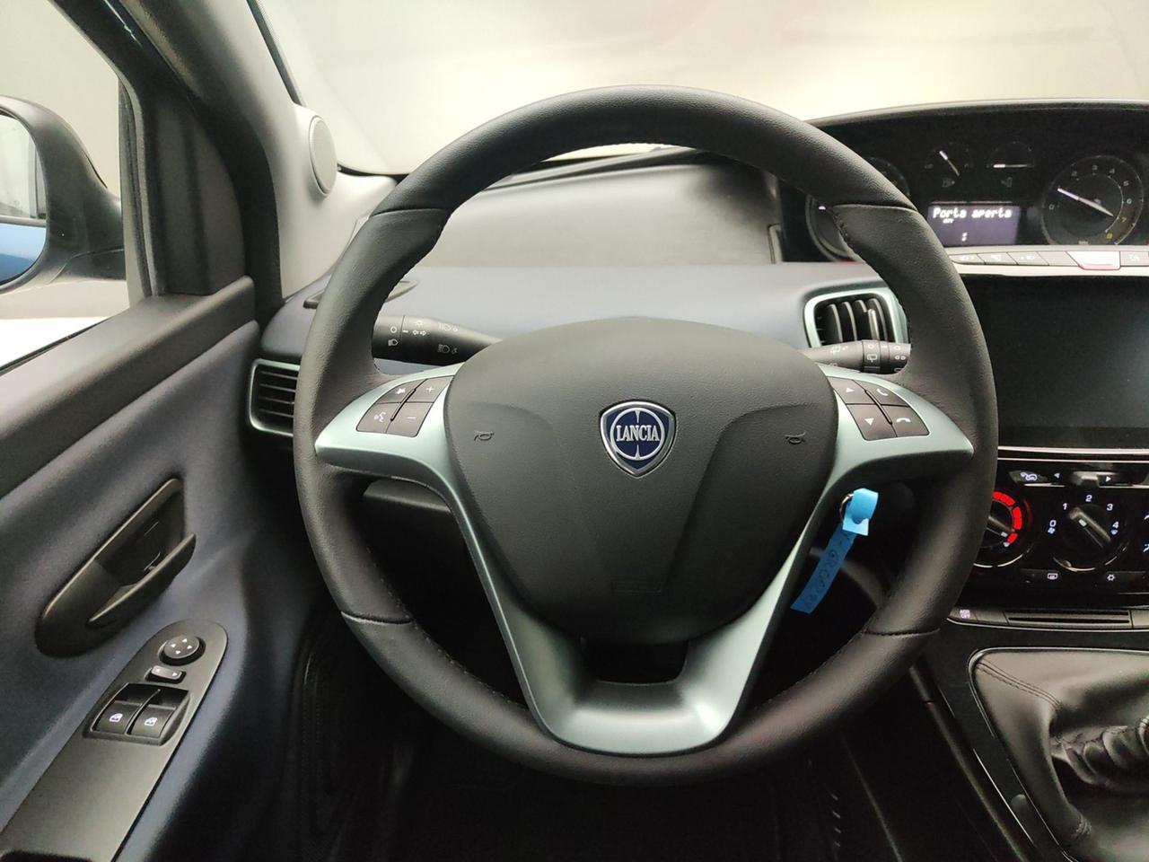 LANCIA Ypsilon III 2021 1.0 70CV HYBRID PLATINO