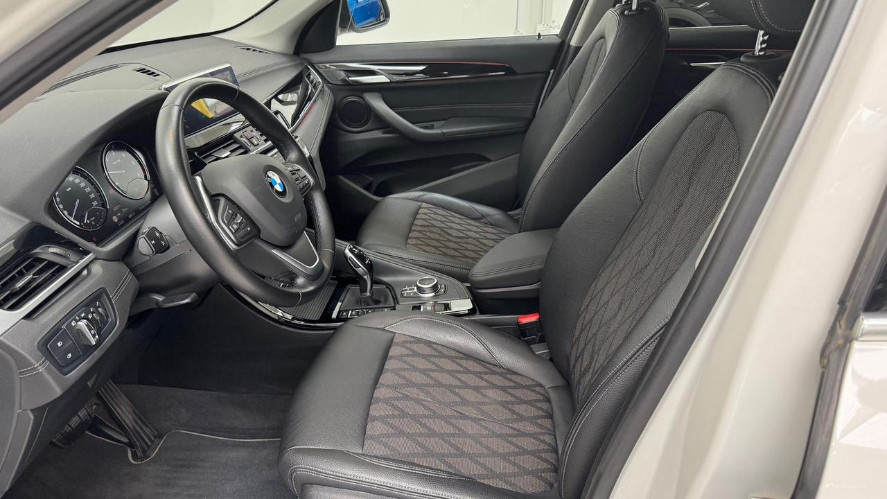 BMW X1 F48 2019 - X1 xdrive18d xLine auto