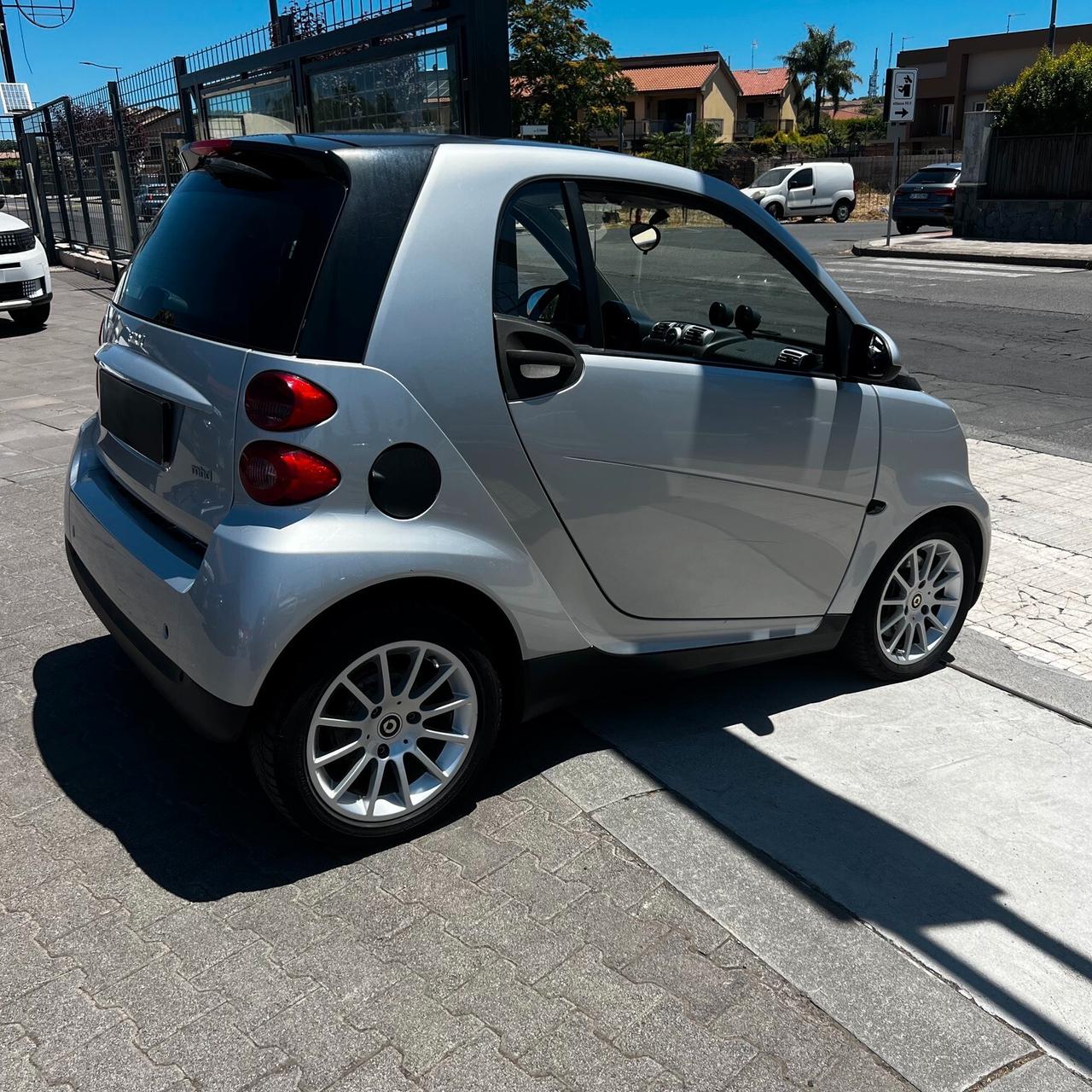 Smart ForTwo 1000 52 kW MHD coupé passion