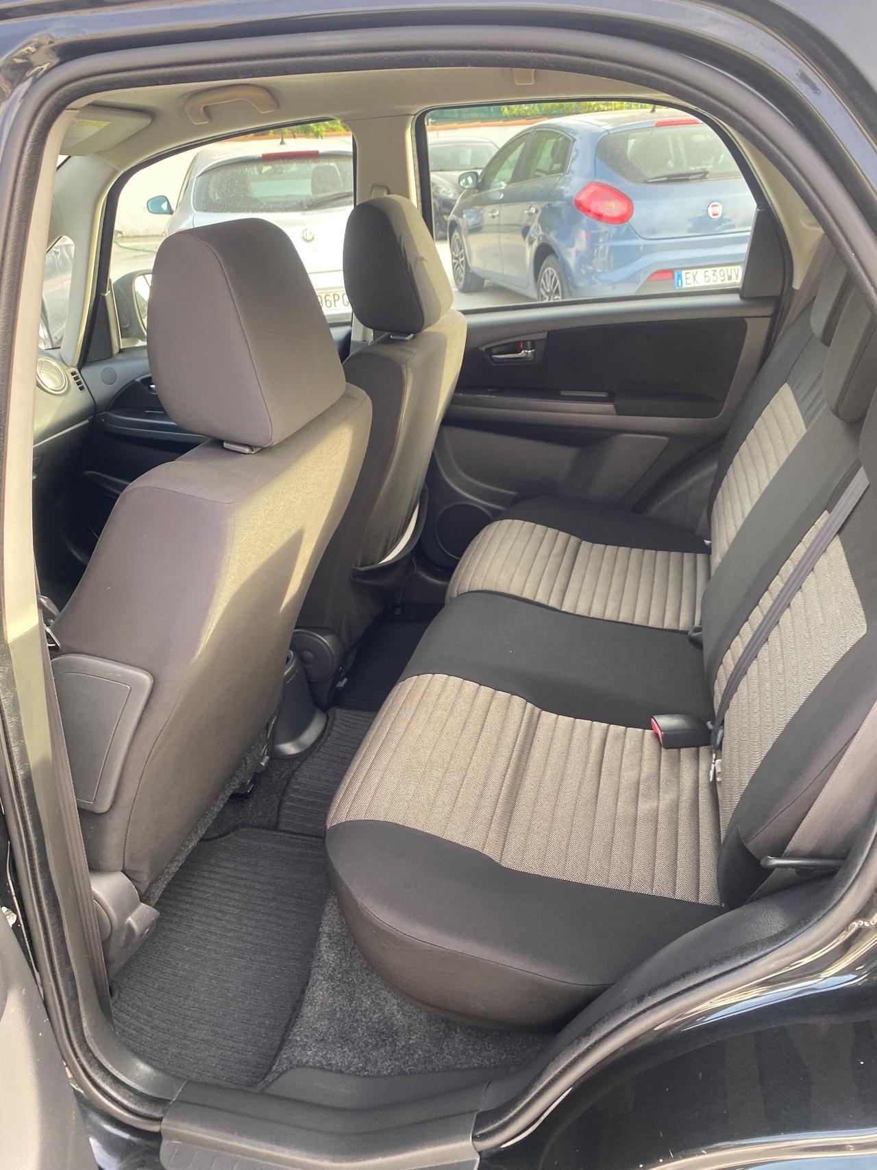 Fiat Sedici 2.0 MJT 16V DPF 4x2 Emotion