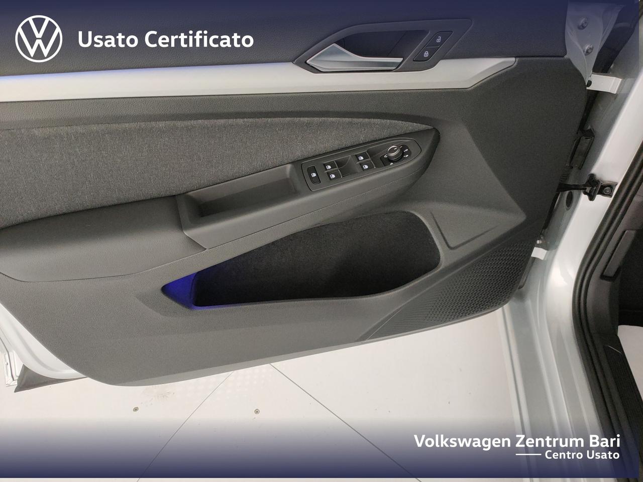 Volkswagen Golf 1.0 etsi evo life 110cv dsg
