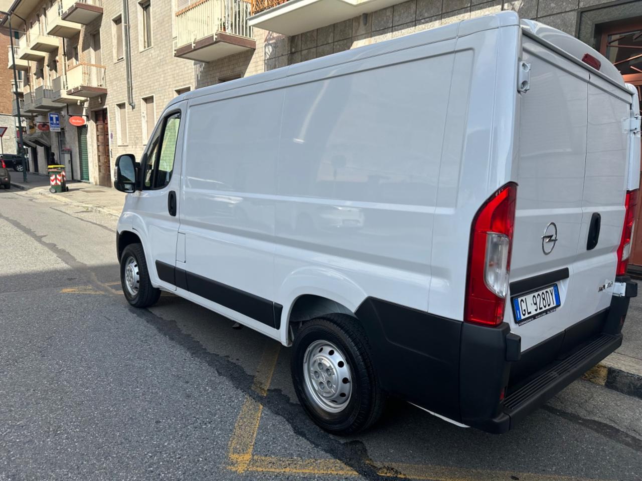 Opel movano