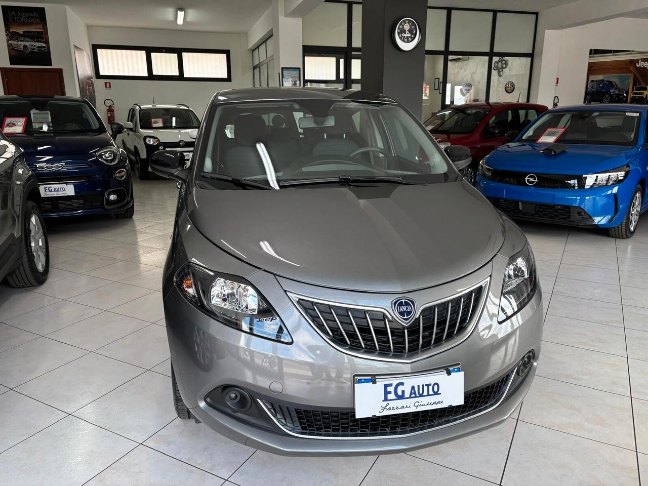 Lancia Ypsilon 1.0 FireFly 5 porte S&S Hybrid Platino