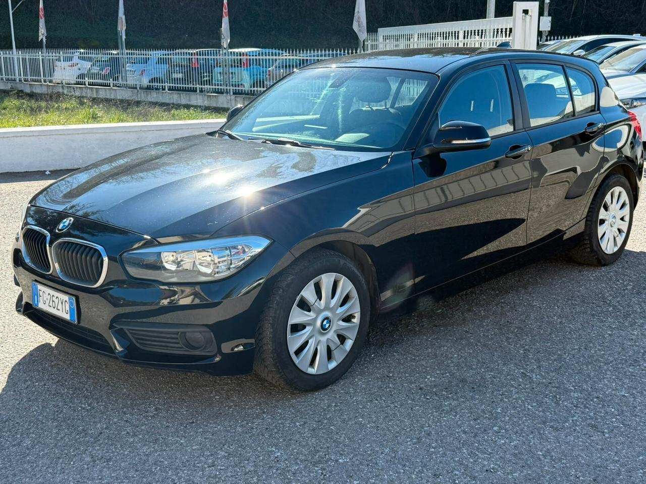 Bmw 116 116d 5p. Automatica Sport