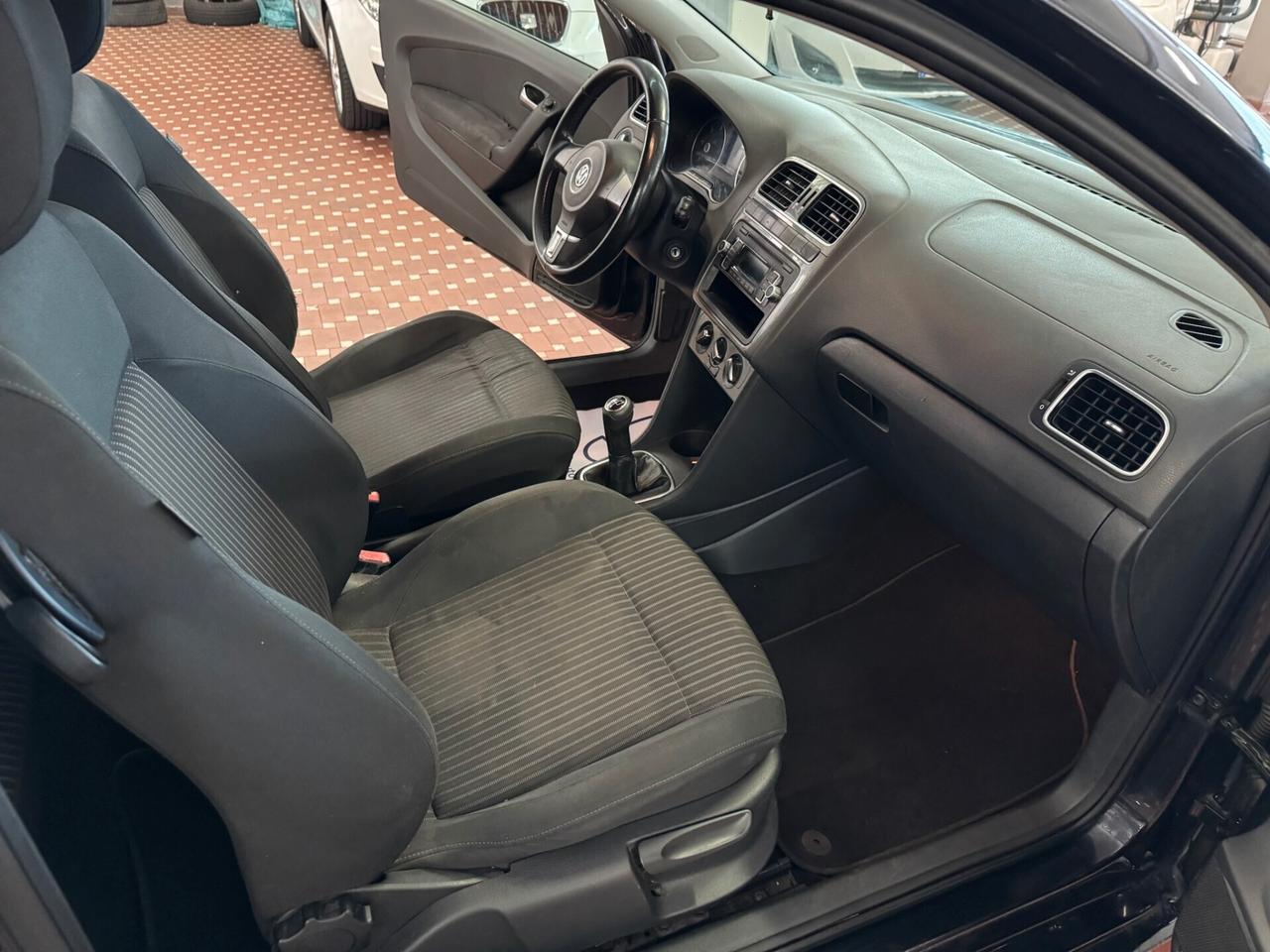 Volkswagen Polo 1.6 TDI 90CV DPF 3 porte R-Line - IDEALE PER NEOPATENTATI