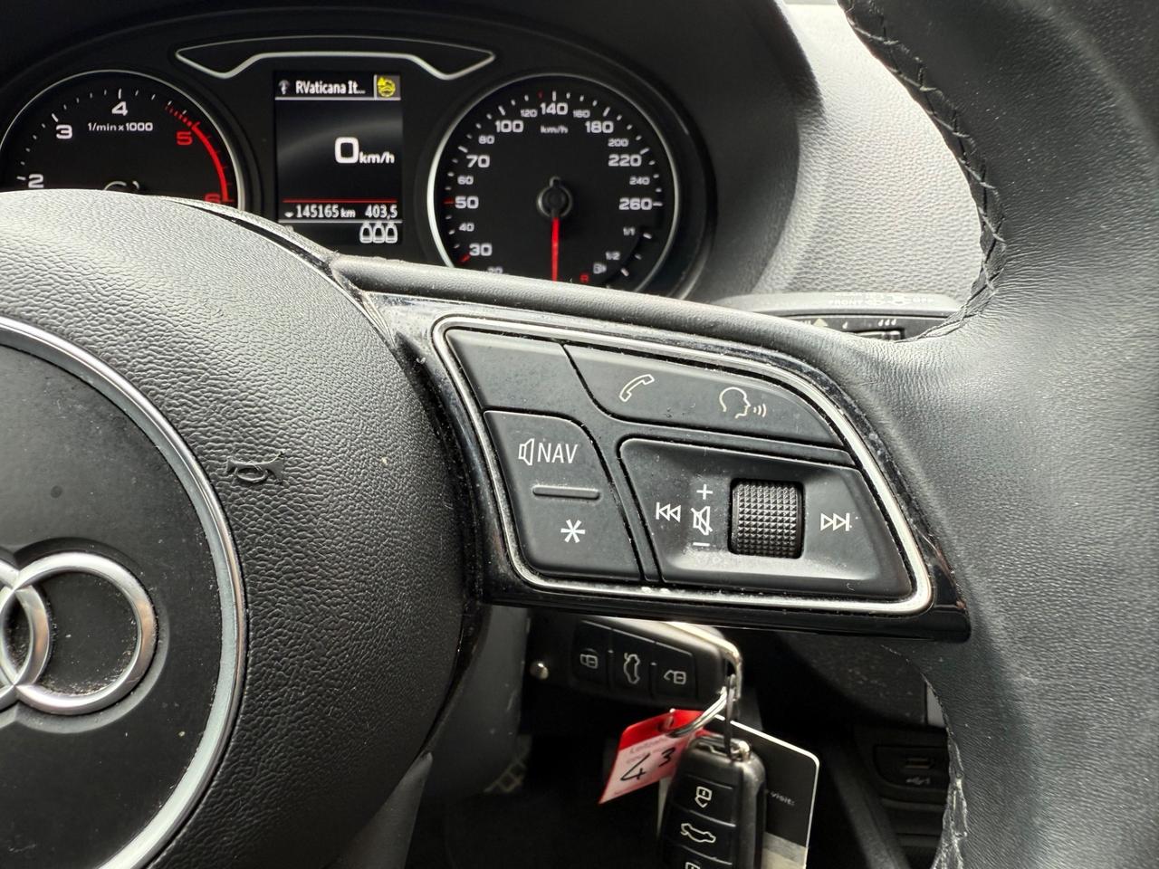 Audi Q2 35 TDI quattro S tronic Business