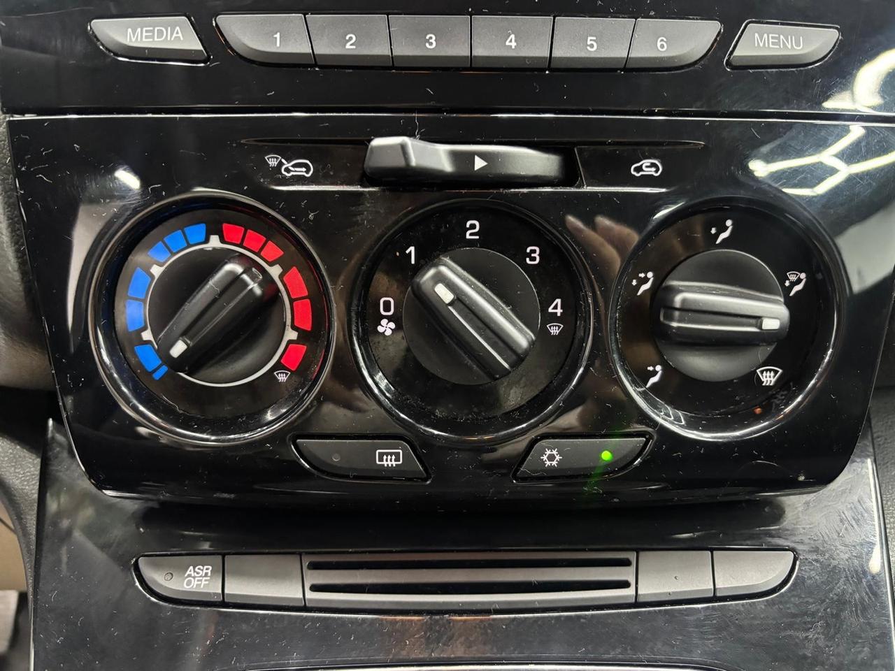 Lancia Ypsilon 1.2 69 CV 5 porte Platinum
