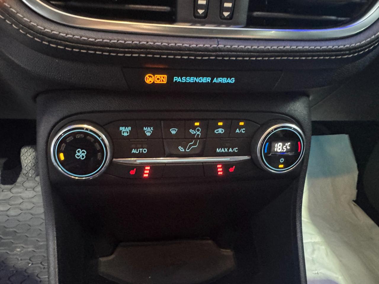 Ford Fiesta 1.5 EcoBlue 5 porte Vignale