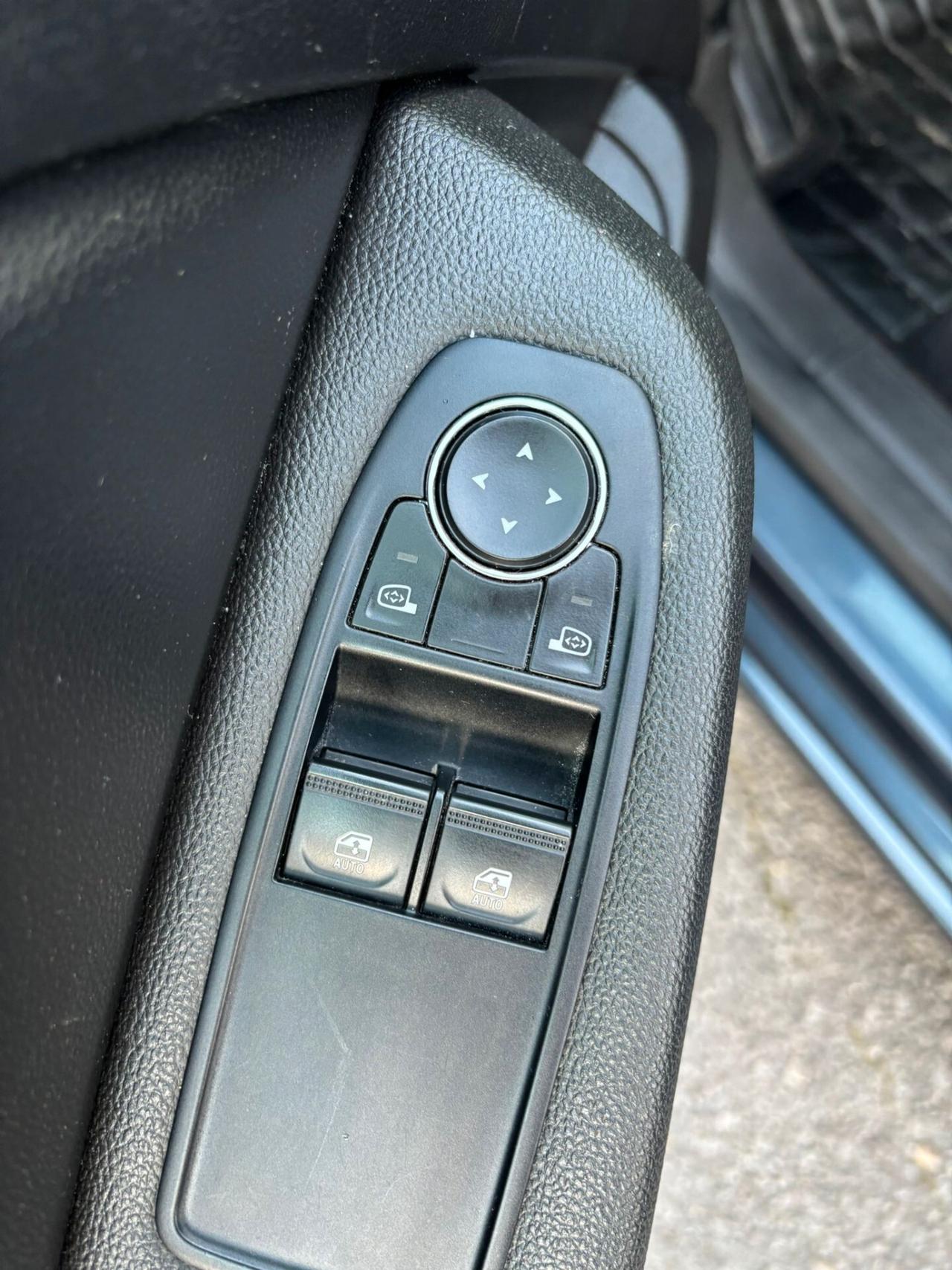 Renault Clio anno 2022 1.0