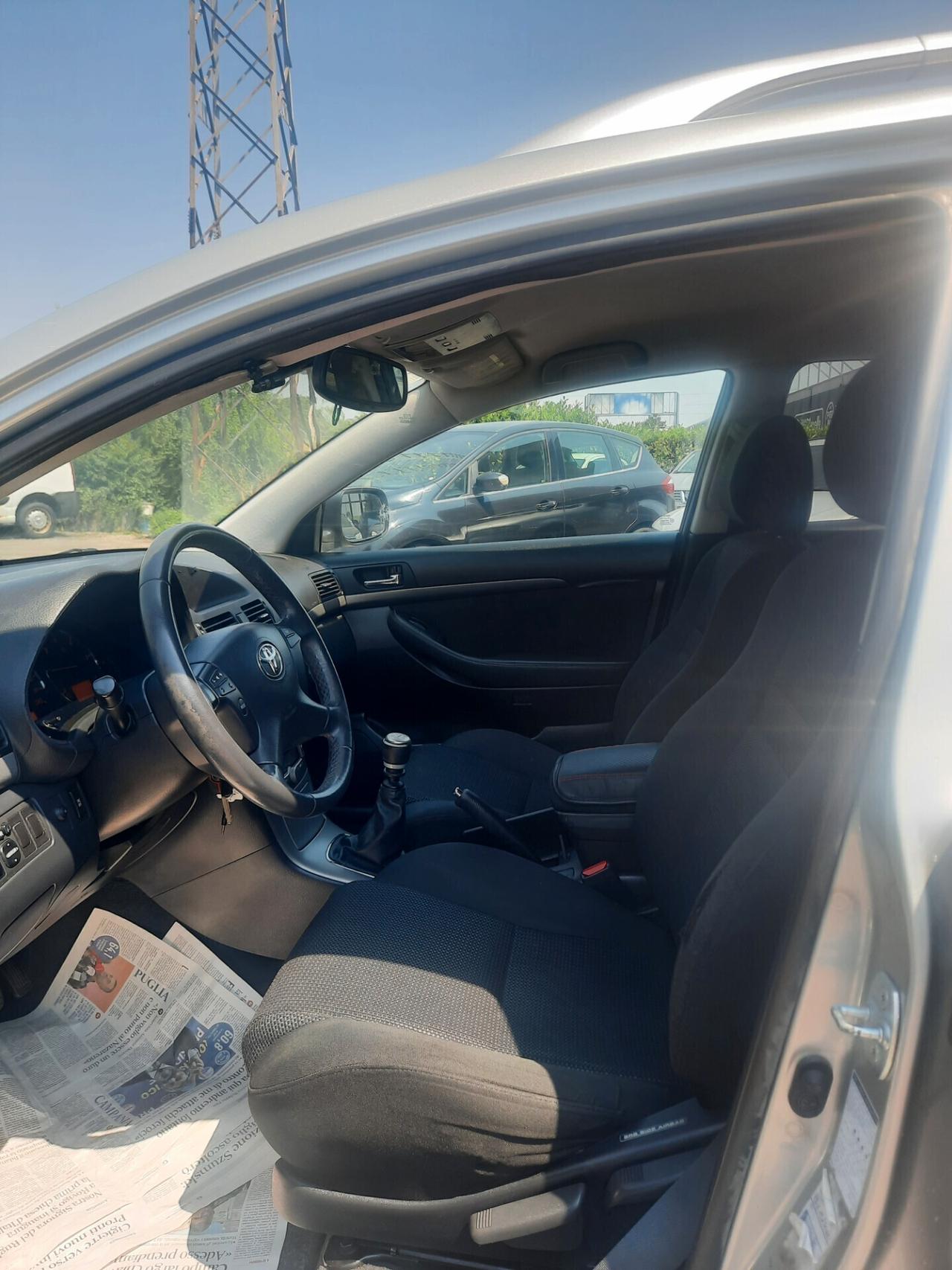 Toyota Avensis 2.2 D-4D 16V Station Wagon